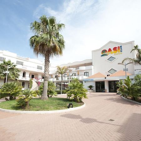Oasiclub Hotel Βιέστε Εξωτερικό φωτογραφία