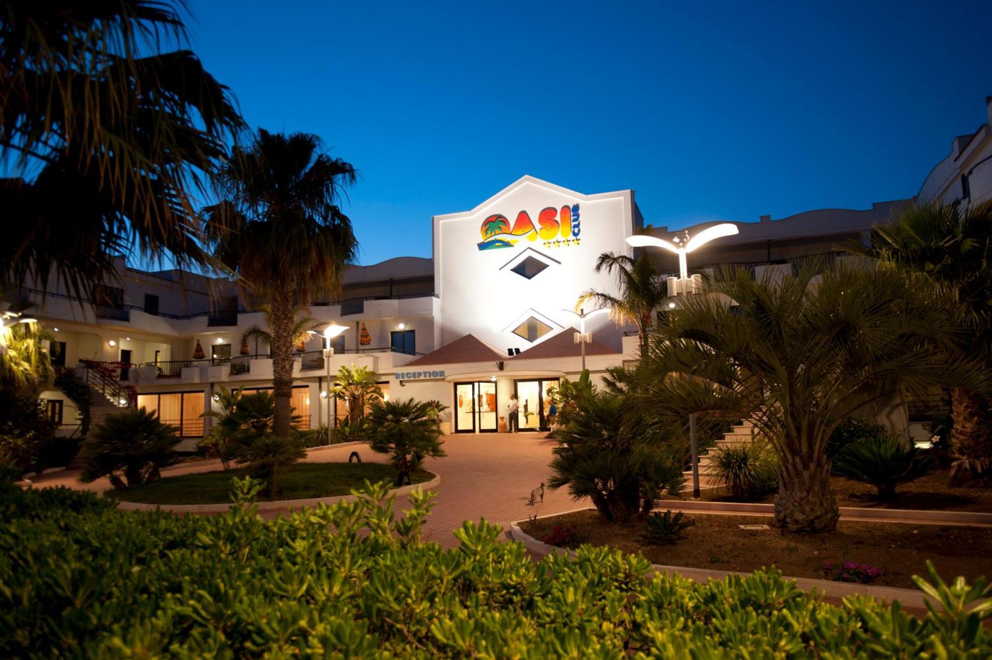Oasiclub Hotel Βιέστε Εξωτερικό φωτογραφία