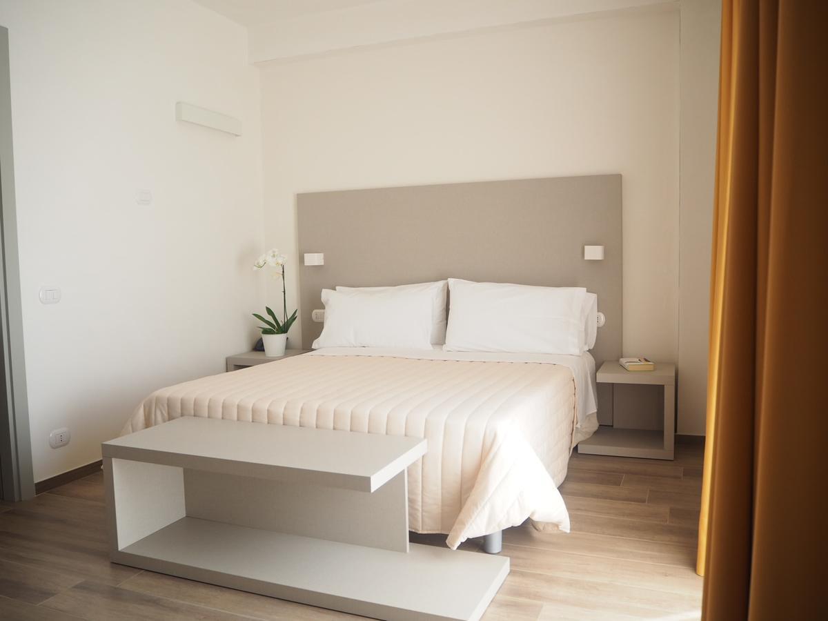 Oasiclub Hotel Βιέστε Εξωτερικό φωτογραφία