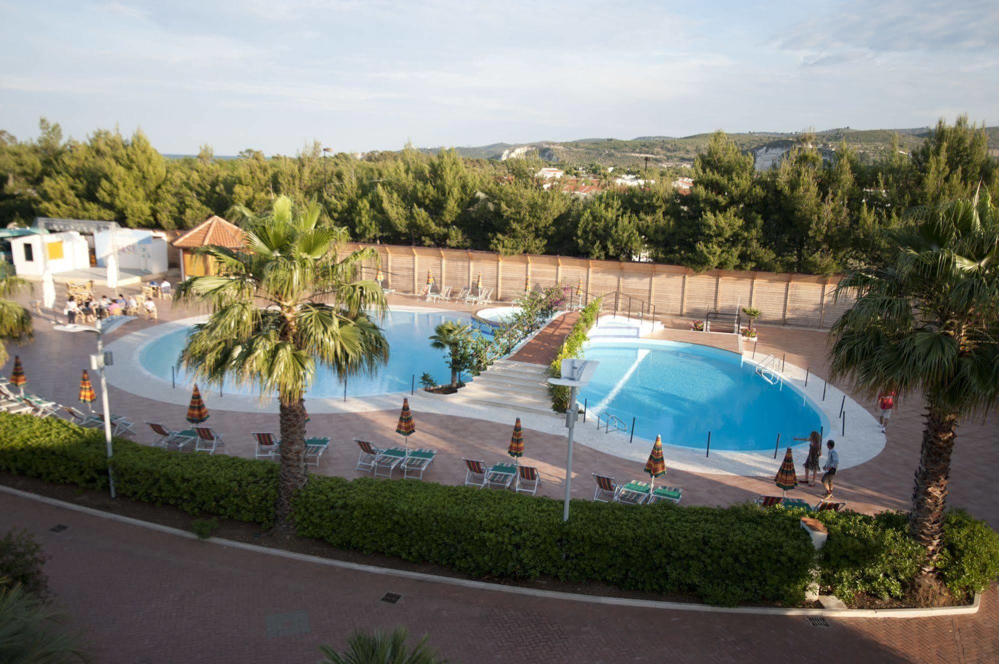 Oasiclub Hotel Βιέστε Εξωτερικό φωτογραφία